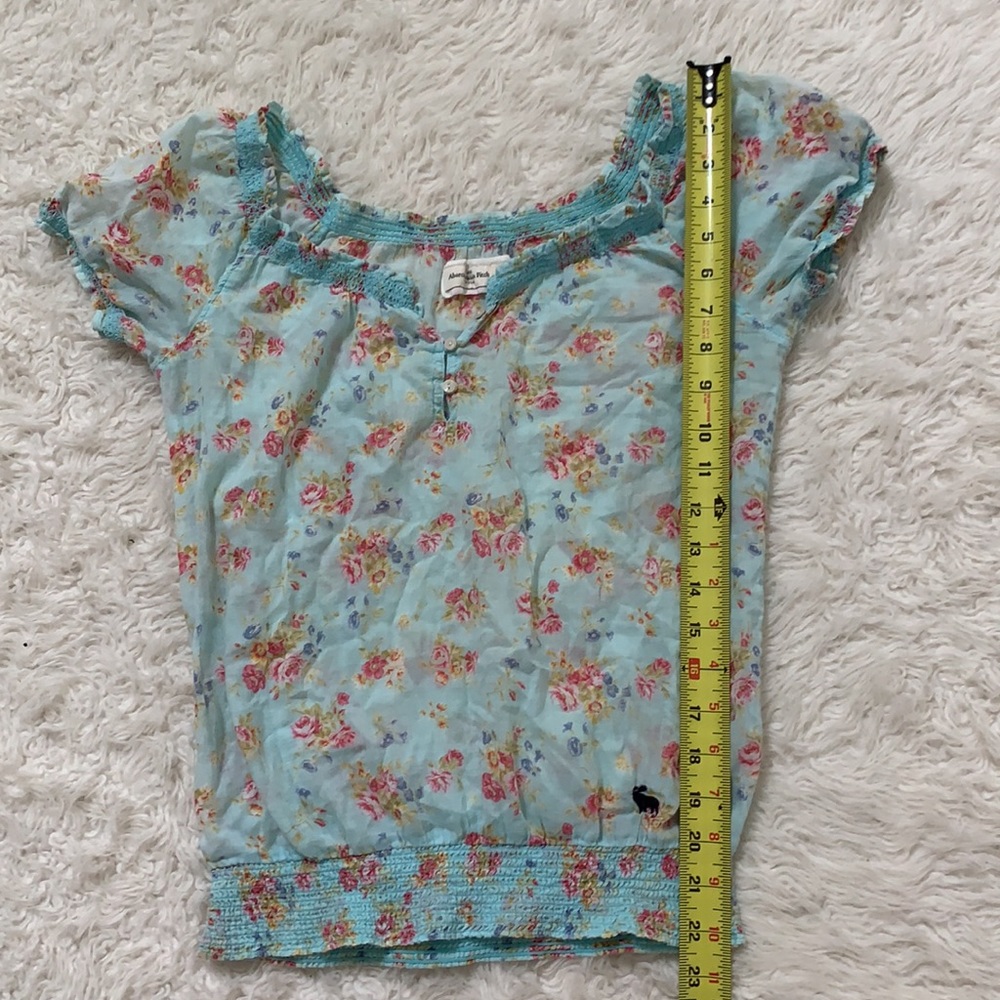 Abercrombie and Fitch floral top women’s small - Picture 7 of 8